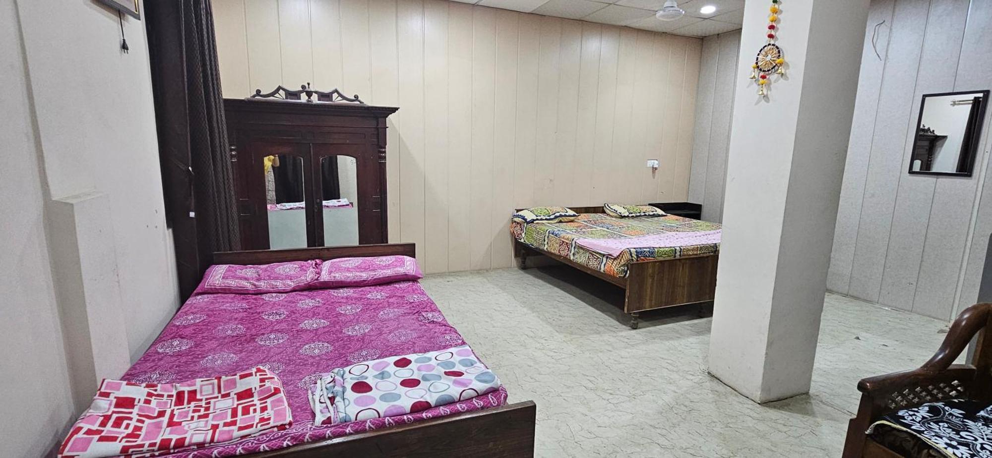Appartamento Kashi Shree Varanasi Esterno foto